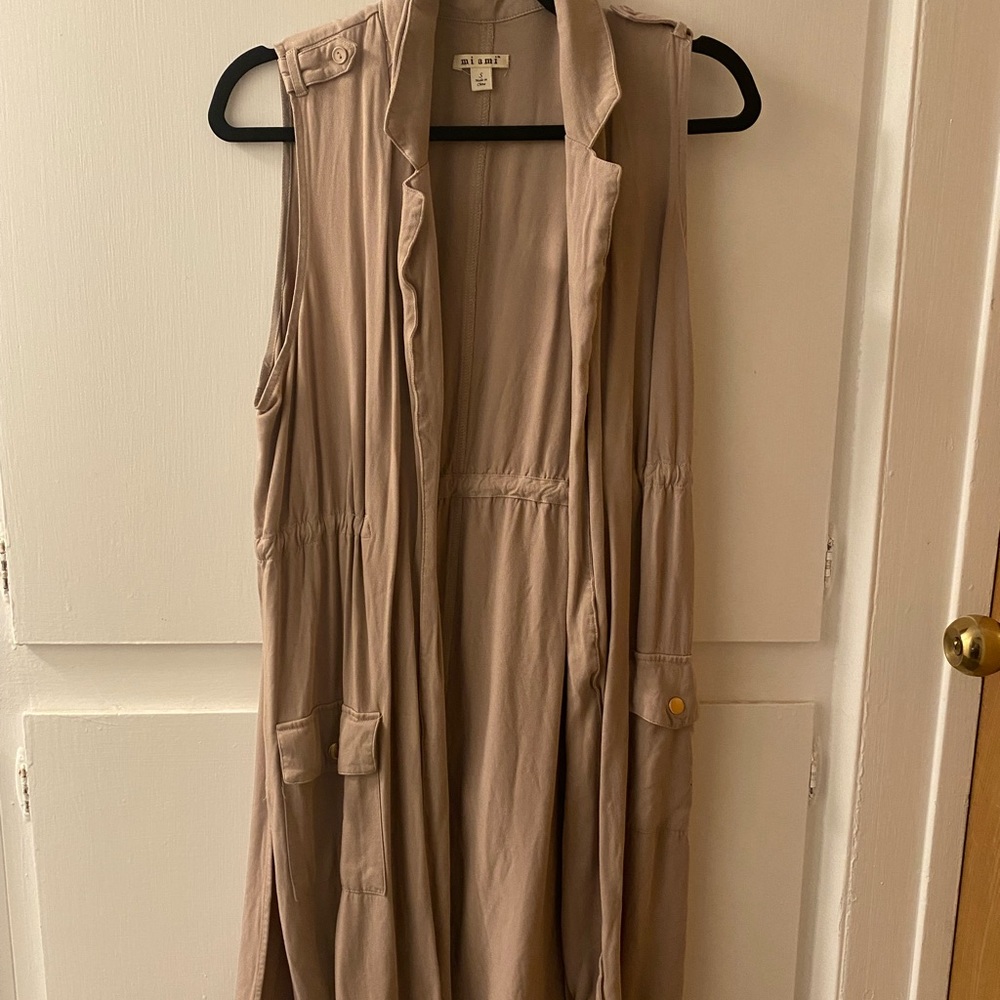 Francesca’s Long beige vest